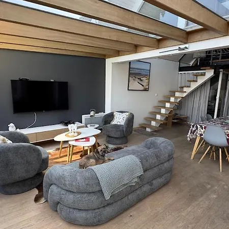 A L'esprit Scandinave, Face A La Baie *